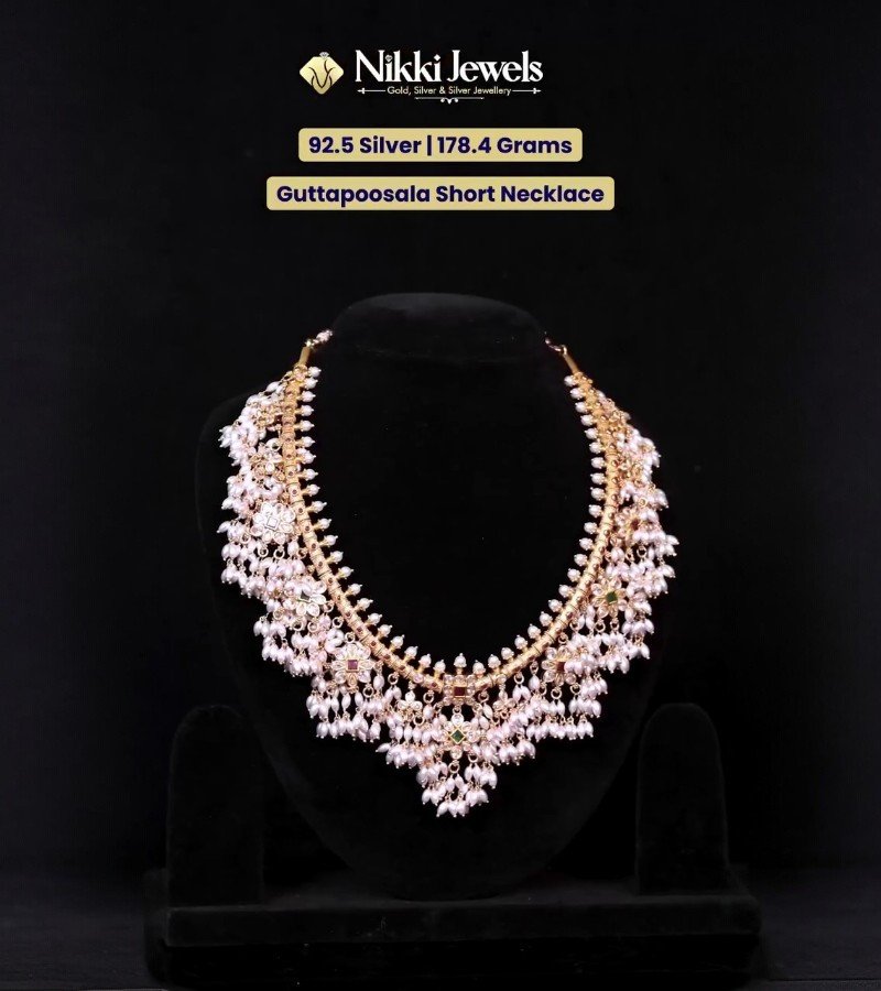 Guttapusala short Necklace