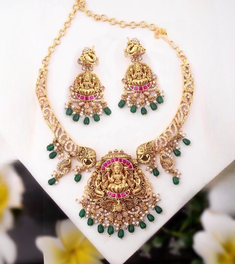 Jadau Kundhan Necklace