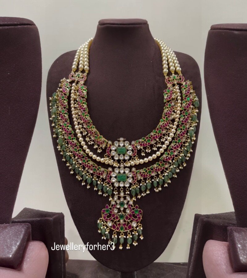 Kundan Necklace Set