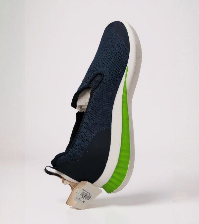 Running Shoes image 4