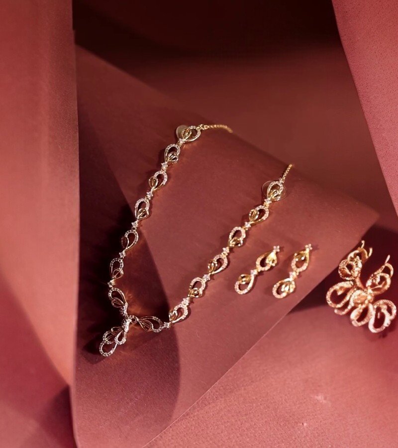 Necklace and Earring Set