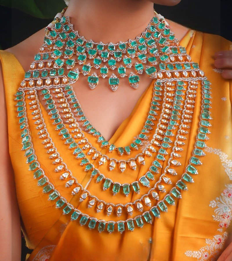 Green Garland Necklace