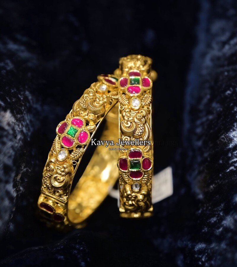 Nakshi Kundan Bangles