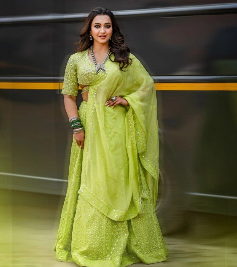 Radiant Lime Green Lehenga image 4