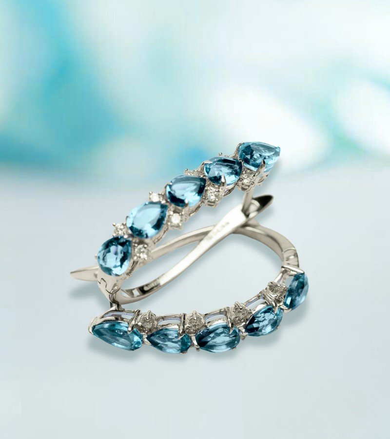 18k White Gold Hoops image 4