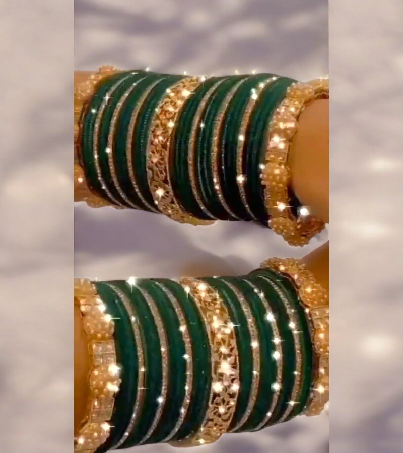 Emerald Glow Bridal Chooda Set with Golden Cutwork image 3