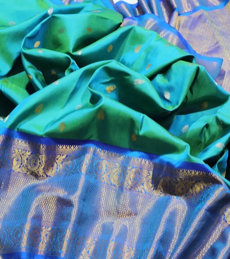 Peacock Blue Zari Woven Kanjivaram Silk Saree image 4
