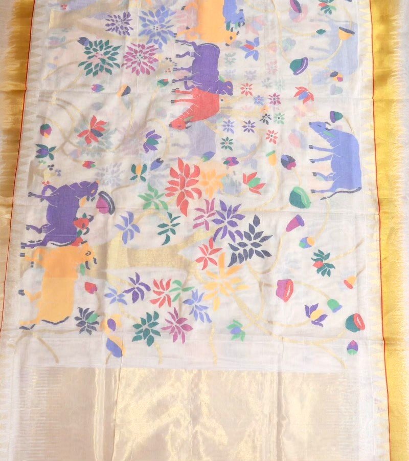 Ivory Blossom Handloom Cotton Saree